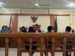Persidangan-kasus-penyiksaan-terhadap-monyet-ekor-panjang.jpg
