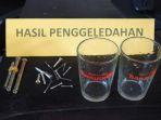 Petugas-saat-melakukan-penggeledahan-kamar-hunian-dan-WBP.jpg