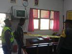 Petugas-sedang-melakukan-pemeriksaan-terkait-kehilangan-sound-system.jpg