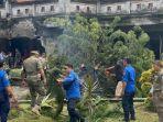 Pohon-pinus-tumbang-di-depan-pintu-masuk-Gedung-Ksirarnawa-26.jpg