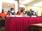 Polres-Metro-Jakarta-Selatan-menggelar-konferensi-pers-terkait-kasus-Holywings.jpg