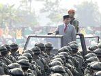 Prabowo-Subianto-saat-memimpin-Upacara-Penetapan-Komponen-Cadangan-Komcad-Tahun-2023.jpg