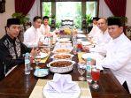 Presiden-Joko-Widodo-bersilaturahmi-dengan-Menhan-Prabowo-Subianto-22.jpg