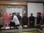 Proses-restorative-justice-terhadap-pelaku-curanmor-di-Desa-Selat-Senin-1111-2025-ist.jpg