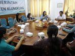 Rapat-koordinasi-yang-membahas-tentang-keberlanjutan-UHC-di-Klungkung-Jumat-15122023.jpg