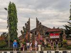 Rombongan-wisatawan-berwisata-ke-Kerta-Gosa.jpg