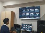 Salah-satu-operator-rekanan-Diskominfo-Badung-saat-menunjukkan-CCTV-56.jpg