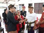 Serahkan-Bantuan-35-Alat-Bantu-Dengar-Bagi-Kelompok-Nelayan-Serangan.jpg