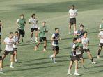 Skuat-Bali-United-berlatih-di-Stadion-Kapten-I-Wayan-Dipta-Gianyar-Bali-pada-Kami-9-Juni-2022.jpg