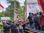 Suasana-aksi-dari-Cipayung-Plus-Bali-Selatan-di-depan-kantor-DPRD-Bali.jpg