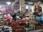 Suasana-pedagang-di-Pasar-Amlapura-Timur-Kelurahan-Kecamatan-Karangasem-Senin-2472023.jpg