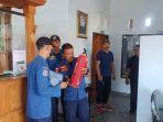 Suasana-saat-petugas-dari-Bidang-Damkar-dan-Penyelamatan-Satpol-PP-Jembrana.jpg
