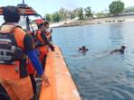Tim-SAR-melakukan-pencarian-warga-yang-hilang-saat-spearfishing.jpg