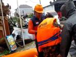 Banjir Genangi Pemukiman di Desa Kusamba Klungkung Bali, Warga Dievakuasi ke Balai Banjar