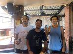 dalam-Pesta-Rilis-Kaset-di-Bar-The-Orchard-Bali.jpg