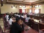 dewan-pendidikan-mesadu-ke-komisi-IV-DPRD-Tabanan.jpg
