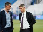 direktur-teknik-paolo-maldini-dan-direktur-olahraga-ac-milan-ricky-massara.jpg