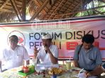 diskusi-yang-digelar-forum-diskusi-peduli-bali_20170114_193423.jpg