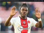 gelandang-southampton-romeo-lavia.jpg