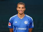 hot-transfer-milan-bek-muda-schalke-04-malick-thiaw-resmi-didatangkan-paolo-maldini.jpg