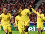 ibrahima-konate-mencetak-gol-bagi-liverpool-di-laga-8-besar-ucl-20212022.jpg