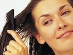 ilustrasi-menyisir-rambut_20150718_155553.jpg