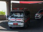 ilustrasi-mobil-ambulans-membawa-pasien-covid-19.jpg