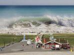 ilustrasi-tsunami7878.jpg