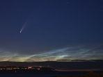 komet-neowise-melintasi-irlandia-11-juli-2020.jpg