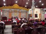 komisi-i-dprd-tabanan-menggelar-rapat-kerja-dengan-eksekutif.jpg