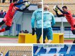 luizinho-passos-pelatih-kiper-persib-bandung-melatih-teja-paku-alam.jpg