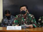 panglima-tni-marsekal-tni-hadi-tjahjanto-sip-di-base-ops-lanud-i-gusti-ngurah-rai.jpg