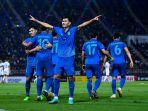 para-pemain-timnas-thailand-melakukan-selebrasi-usai-mencetak-gol-ke-gawang-filipina.jpg