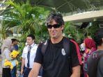 pelatih-stefano-cugurra-teco-saat-tiba-di-bali-rabu.jpg
