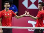 pemain-indonesia-fajar-alfian-dan-muhammad-rian-ardianto-kanan-bereaksi-di-thomas-cup-2021.jpg