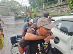 PENUH KEHARUAN! Hujan Iringi Kepulangan 15 Warga ke Nusa Penida, 5 Bulan Penantian di Pengungsian