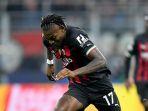 penyerang-sayap-rafael-leao-di-laga-ac-milan-vs-rb-salzburg-di-liga-champions.jpg