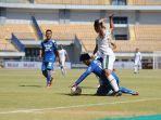 persib-bandung-dan-tira-persikabo-melakoni-uji-tanding-di-stadion-gelora-bandung-lautan-api-gbla.jpg