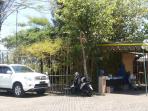 pintu-masuk-ke-st-regis.jpg