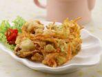 resep-bakwan-kembang-kol-camilan-renyah-dan-enak-buat-santai-sore-bareng-keluarga.jpg