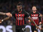selebrasi-rafael-leao-usai-mencetak-gol-di-laga-napoli-vs-ac-milan-dilanjutan-serie-a-liga-italia.jpg