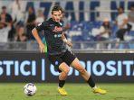 striker-kvicha-kvaratskhelia-beraksi-di-laga-lazio-vs-napoli-dilanjutan-serie-a-liga-italia.jpg