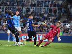 striker-lautaro-martinez-mencetak-gol-ke-gawang-biancocelesti-di-pekan-ke-3-serie-a-liga.jpg