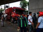 truk-bbm-pertamina-cibubur4.jpg