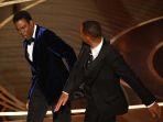 Tak Terima Istrinya Menjadi Bahan Lelucon, Will Smith Menampar Chris Rock di Panggung Oscar