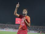 willian-pacheco-memberikan-gol-kepada-bali-united-pada-babak-pertama.jpg