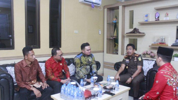 Koordinasi Sentra Gakkumdu, Bawaslu Kota Pangkalpinang Kunjungi Kejaksaan Negeri Kota Pangkalpinang