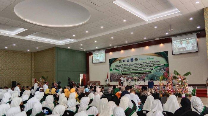 Enam Agama Wisuda Bareng Pada Haflah Khotmil Qur'an dan Apresiasi Majelis Ilmu