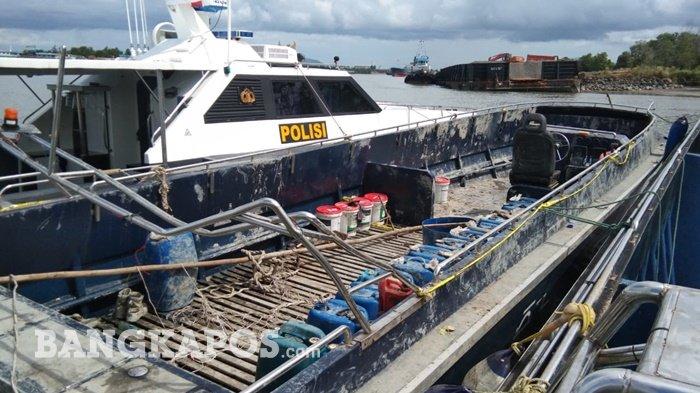 Bersandar di Dermaga Dirpolairud Polda Bangka Belitung, Kapal Hantu Dipasang Police Line
