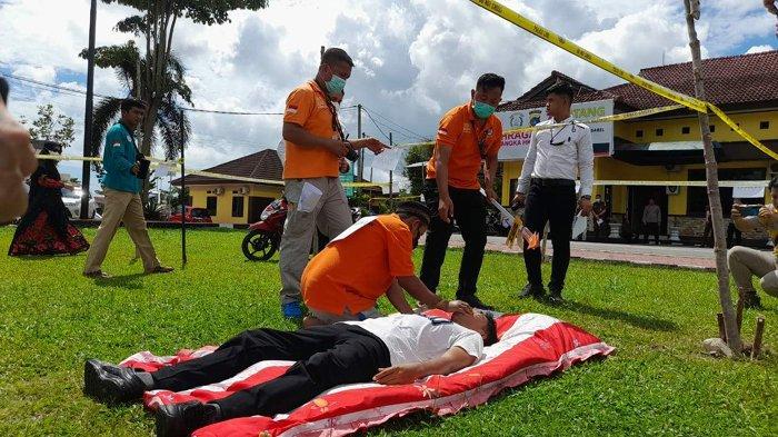 Rekonstruksi Pembunuhan Ibu Kandung, Jamal Mirdad Peragakan dalam 17 Adegan